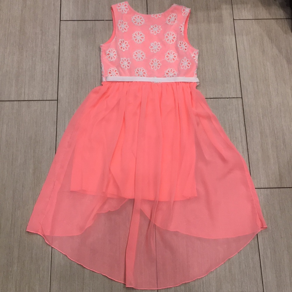 Gorgeous coral neon and white crochet dress. - Picture 4 of 8